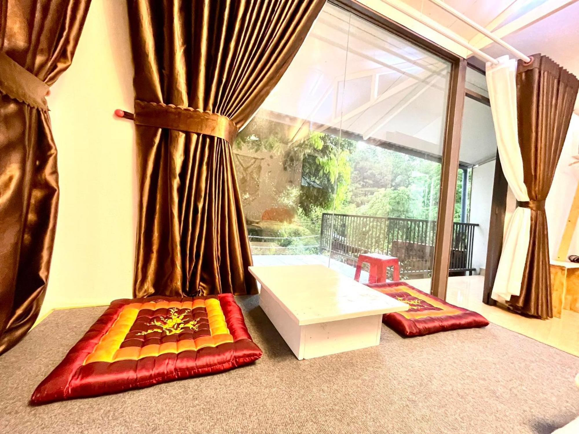 Lake View Homestay เปลกู ภายนอก รูปภาพ