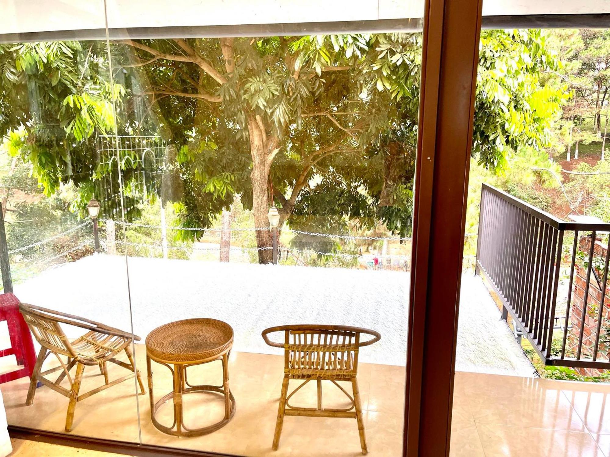 Lake View Homestay เปลกู ภายนอก รูปภาพ